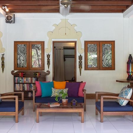Villa Poppy Seminyak Exterior photo